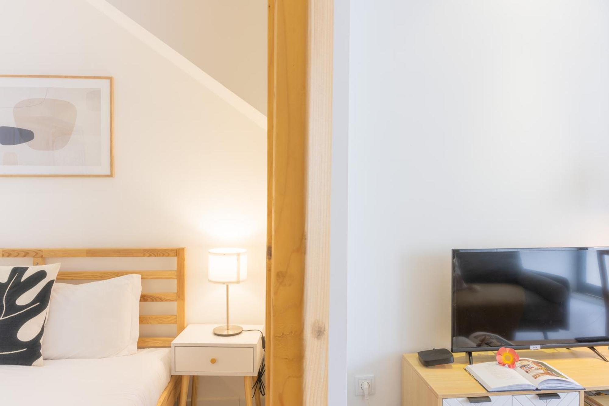 Alcantara Charm Apartments ลิสบอน ภายนอก รูปภาพ