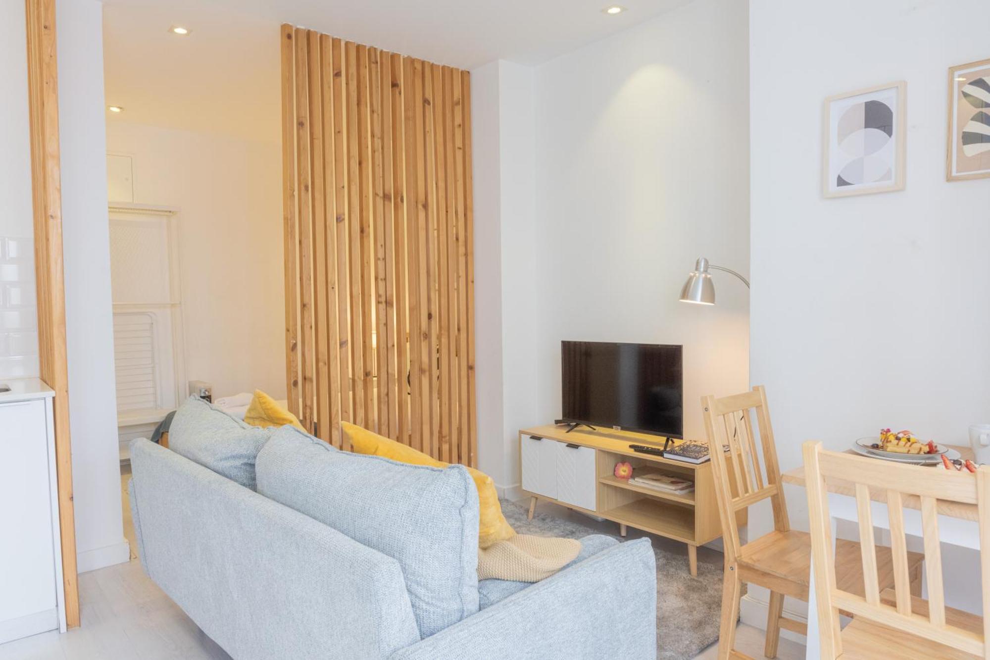 Alcantara Charm Apartments ลิสบอน ภายนอก รูปภาพ
