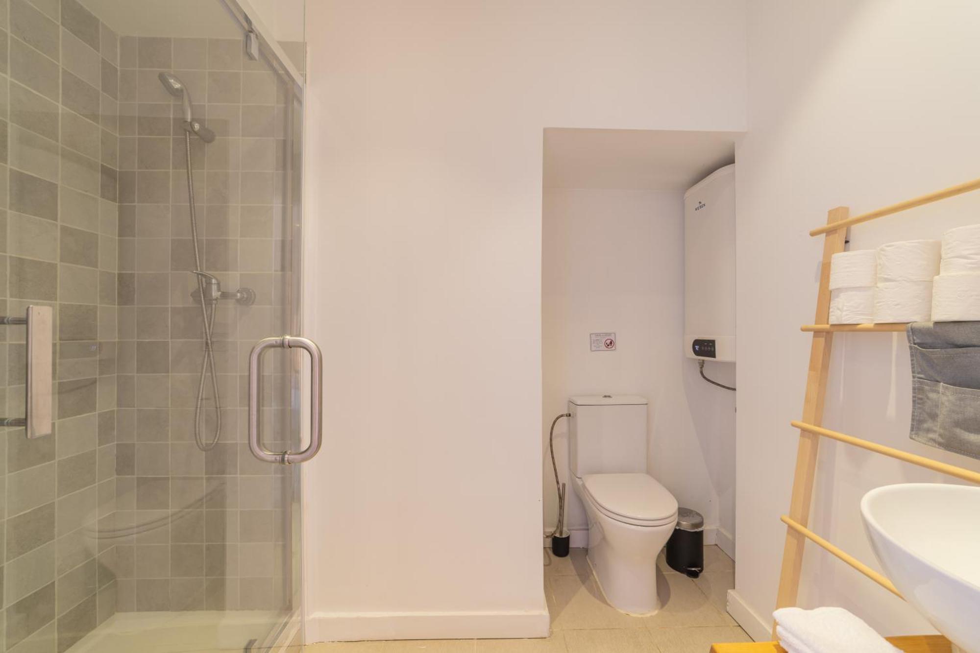 Alcantara Charm Apartments ลิสบอน ภายนอก รูปภาพ